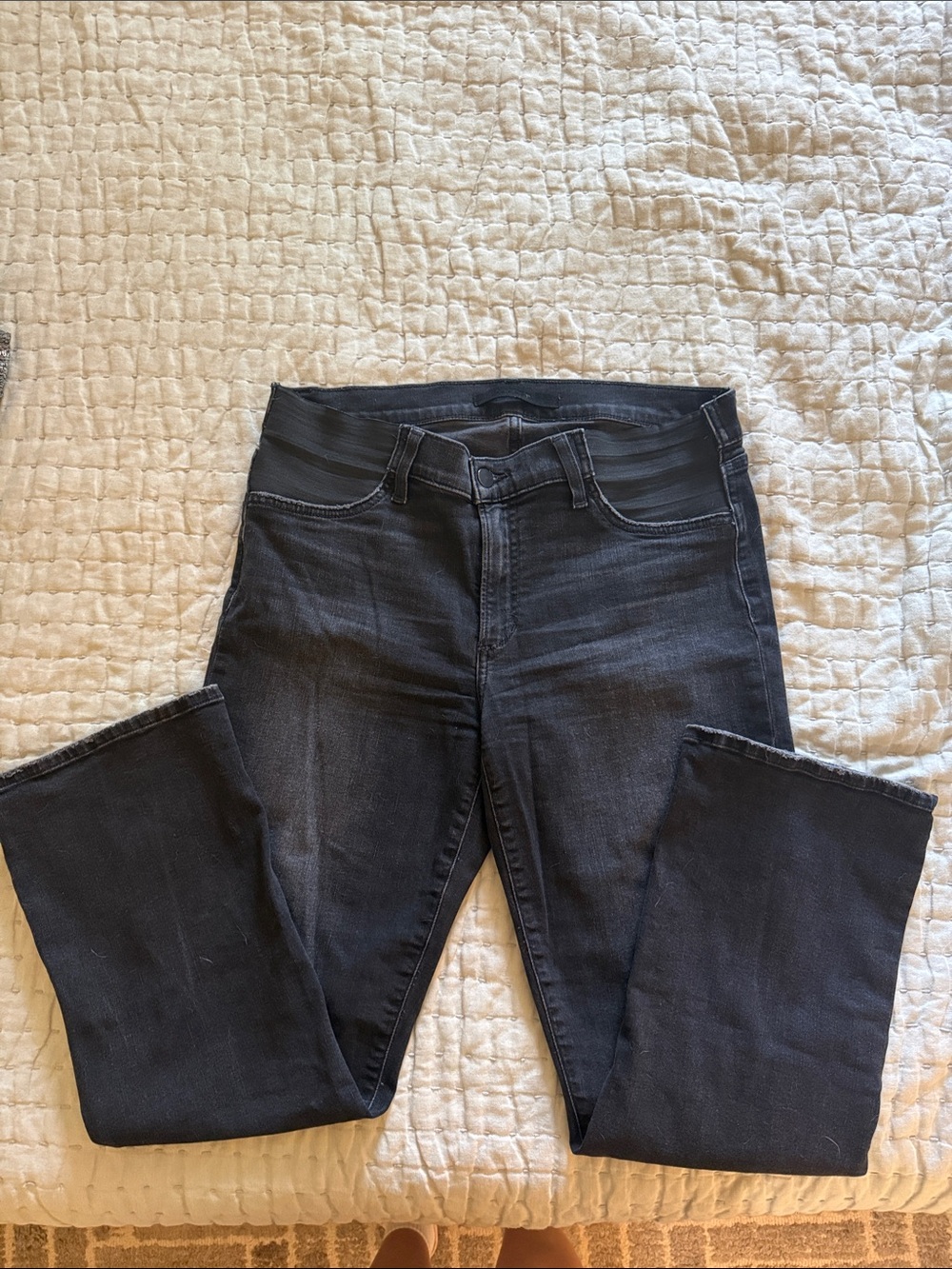 Joe’s Jeans The Icon Maternity Black Mid-rise Cropped Bootcut Jeans